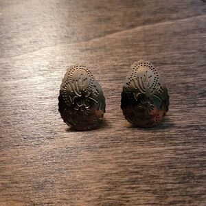 Ee Gold Teardrop Earrings